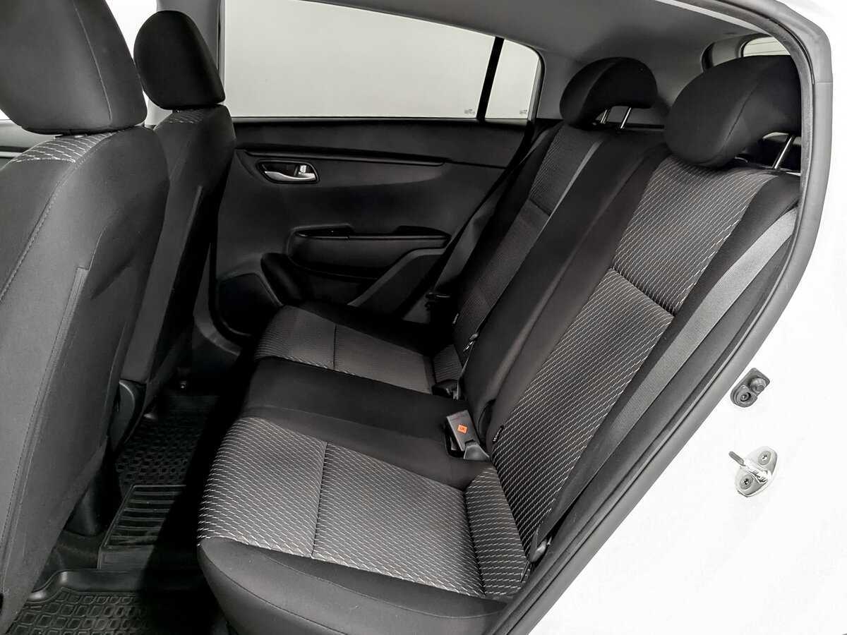 Б/У Киа Рио 2017 года. Фото: #11