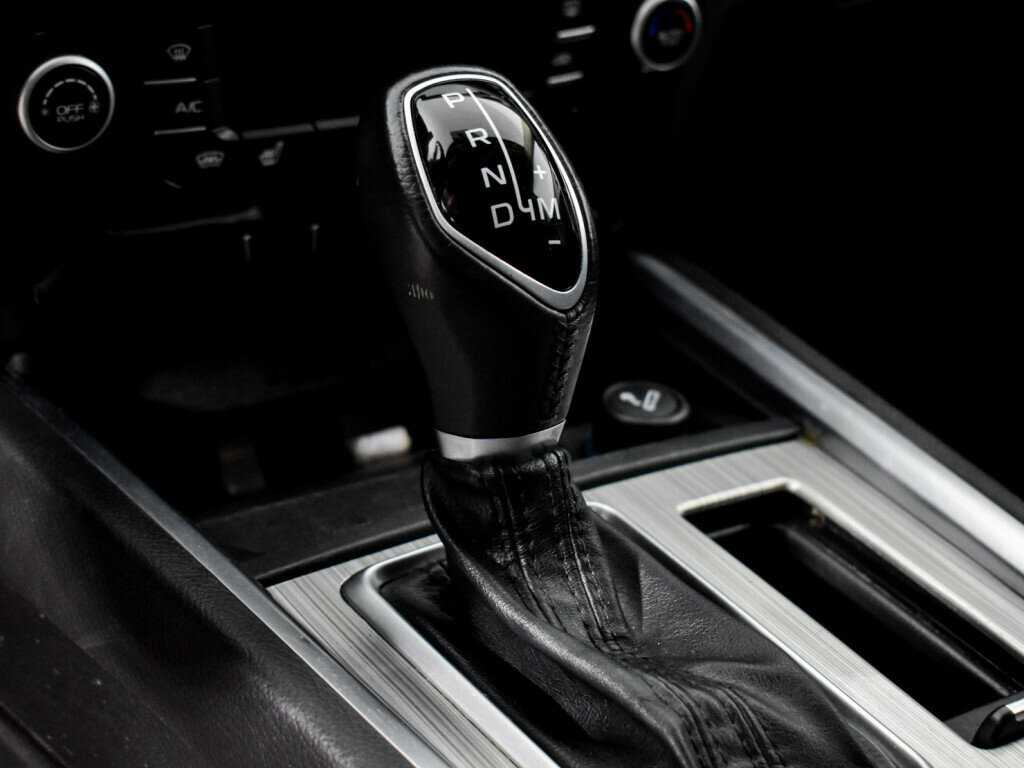 Б/У Джили Эмгранд Икс7 2019 года. Фото: #9