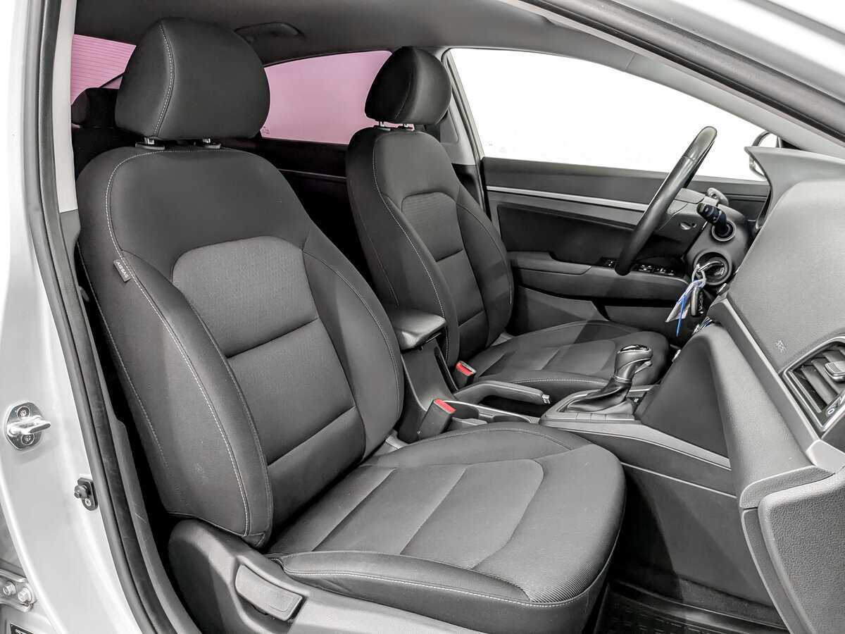 Б/У Хендай Елантра 2017 года. Фото: #20