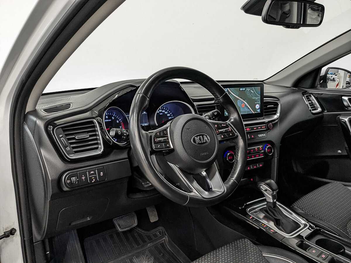 Б/У Киа Сид 2018 года. Фото: #10