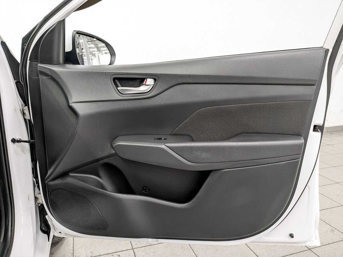 Б/У Хендай Солярис 2021 года. Фото: #23