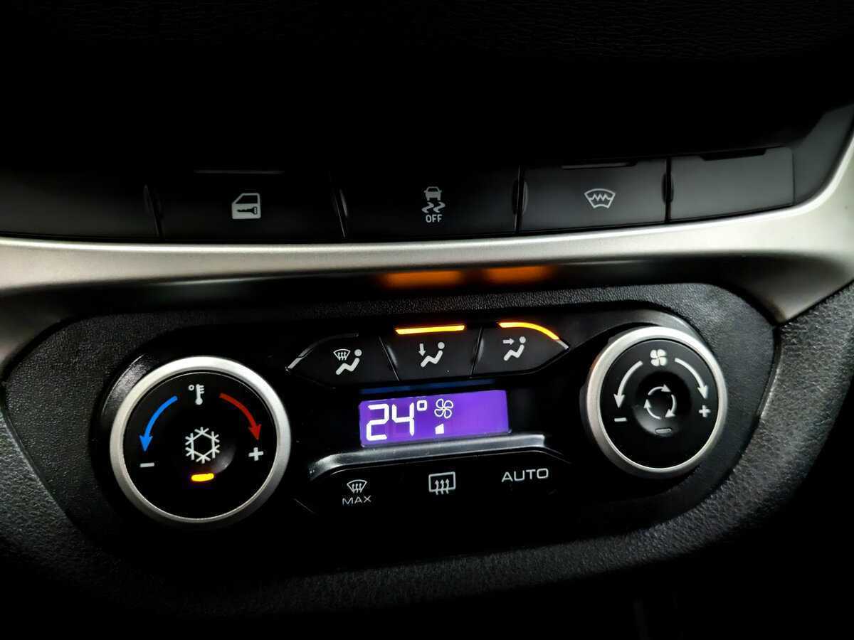 Б/У Лада (ВАЗ) Веста 2019 года. Фото: #25