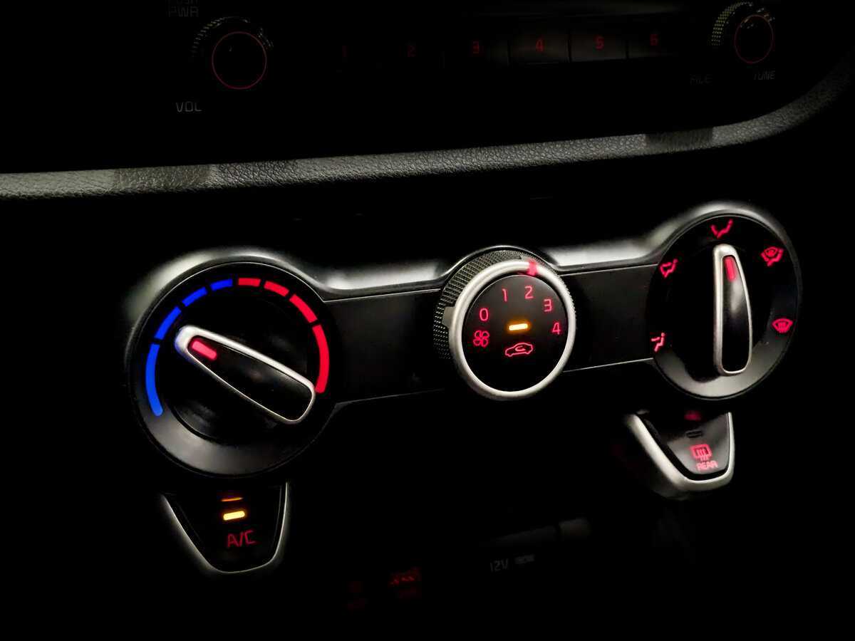 Б/У Киа Рио 2019 года. Фото: #23