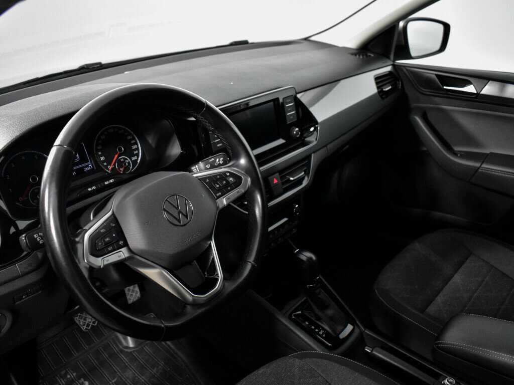 Б/У Фольксваген Поло 2020 года. Фото: #8