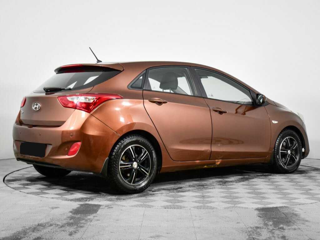 Б/У Хендай ай30 2013 года. Фото: #4