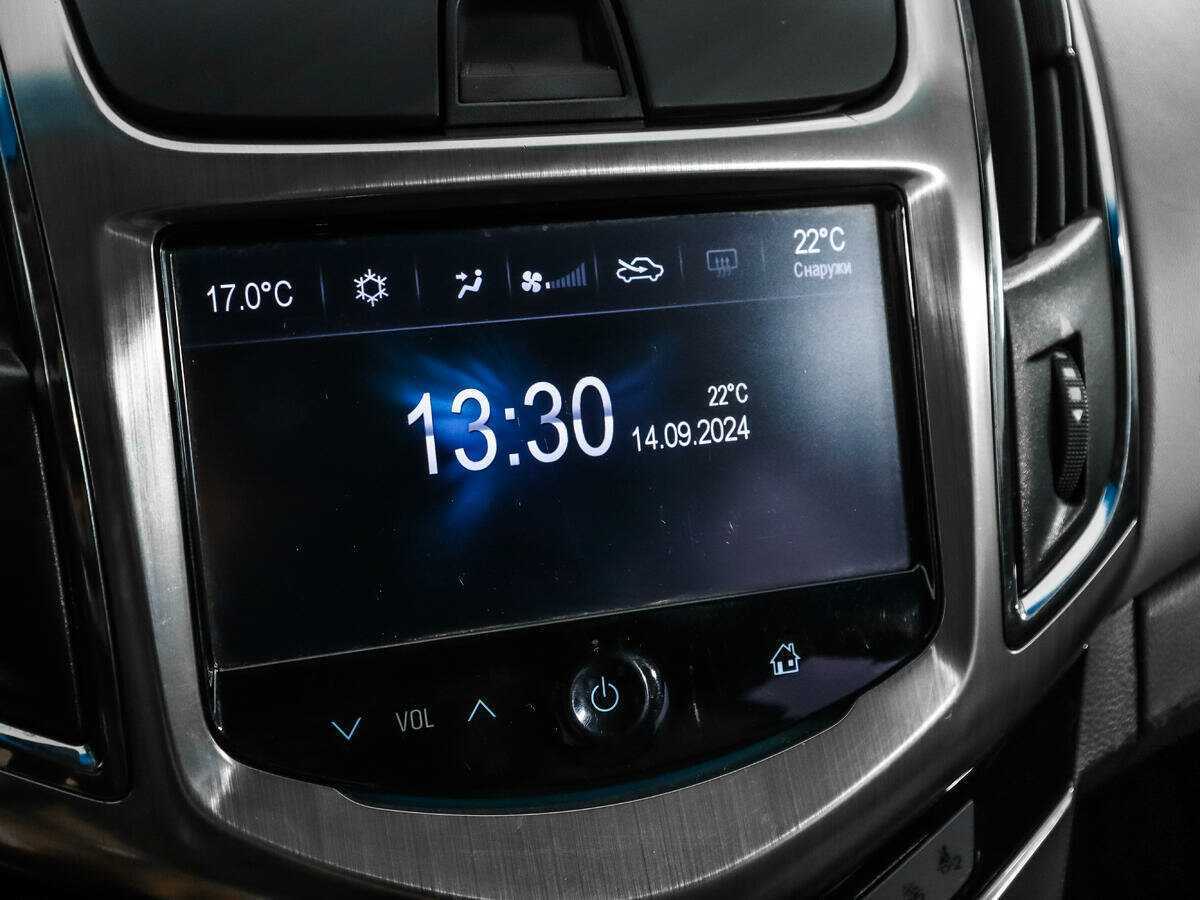 Б/У Шевроле Круз 2013 года. Фото: #11