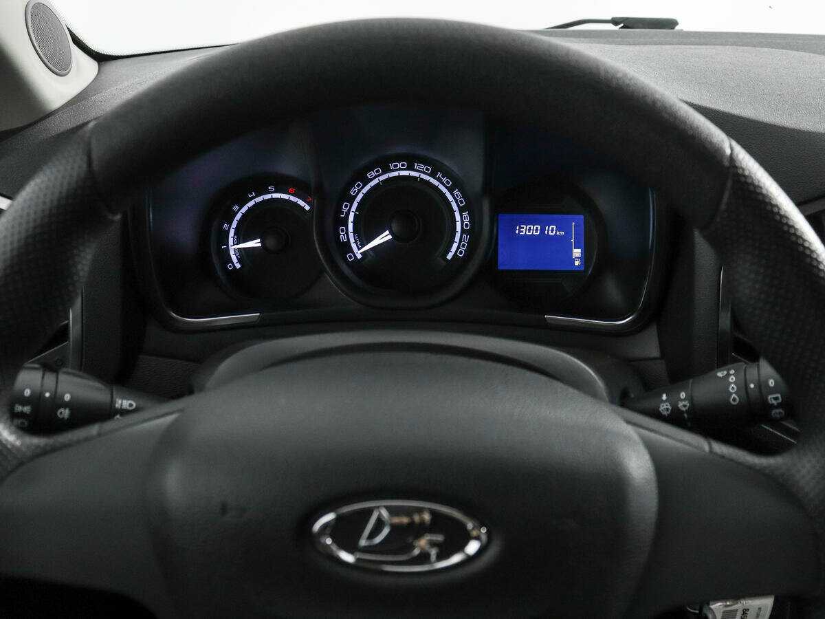 Б/У Лада (ВАЗ) ИКСРЭЙ 2018 года. Фото: #11