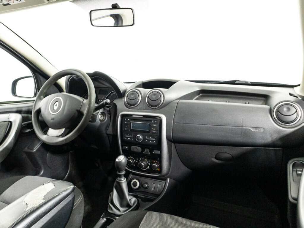 Б/У Рено Дастер 2013 года. Фото: #8