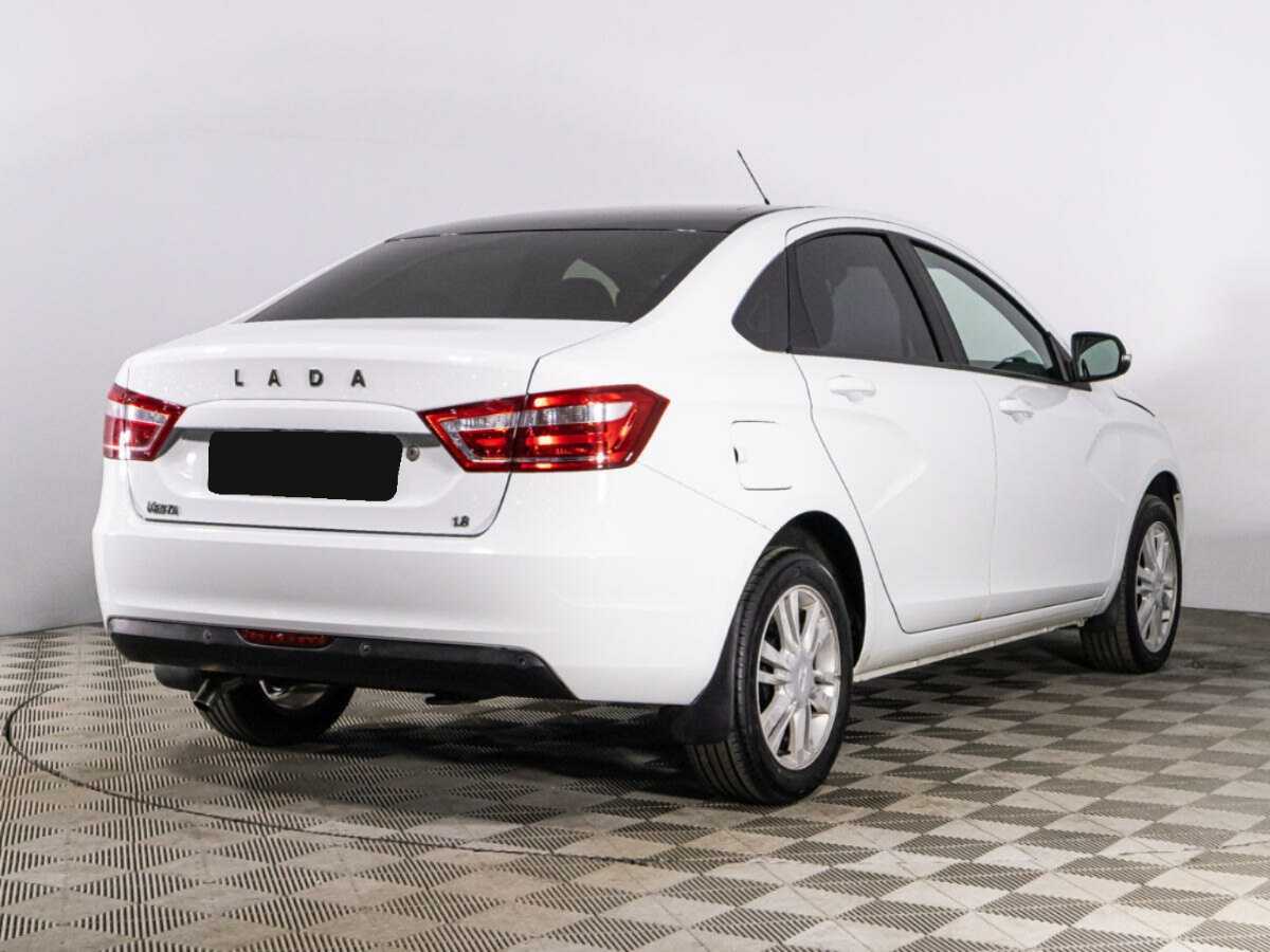 Б/У Лада (ВАЗ) Веста 2017 года. Фото: #4