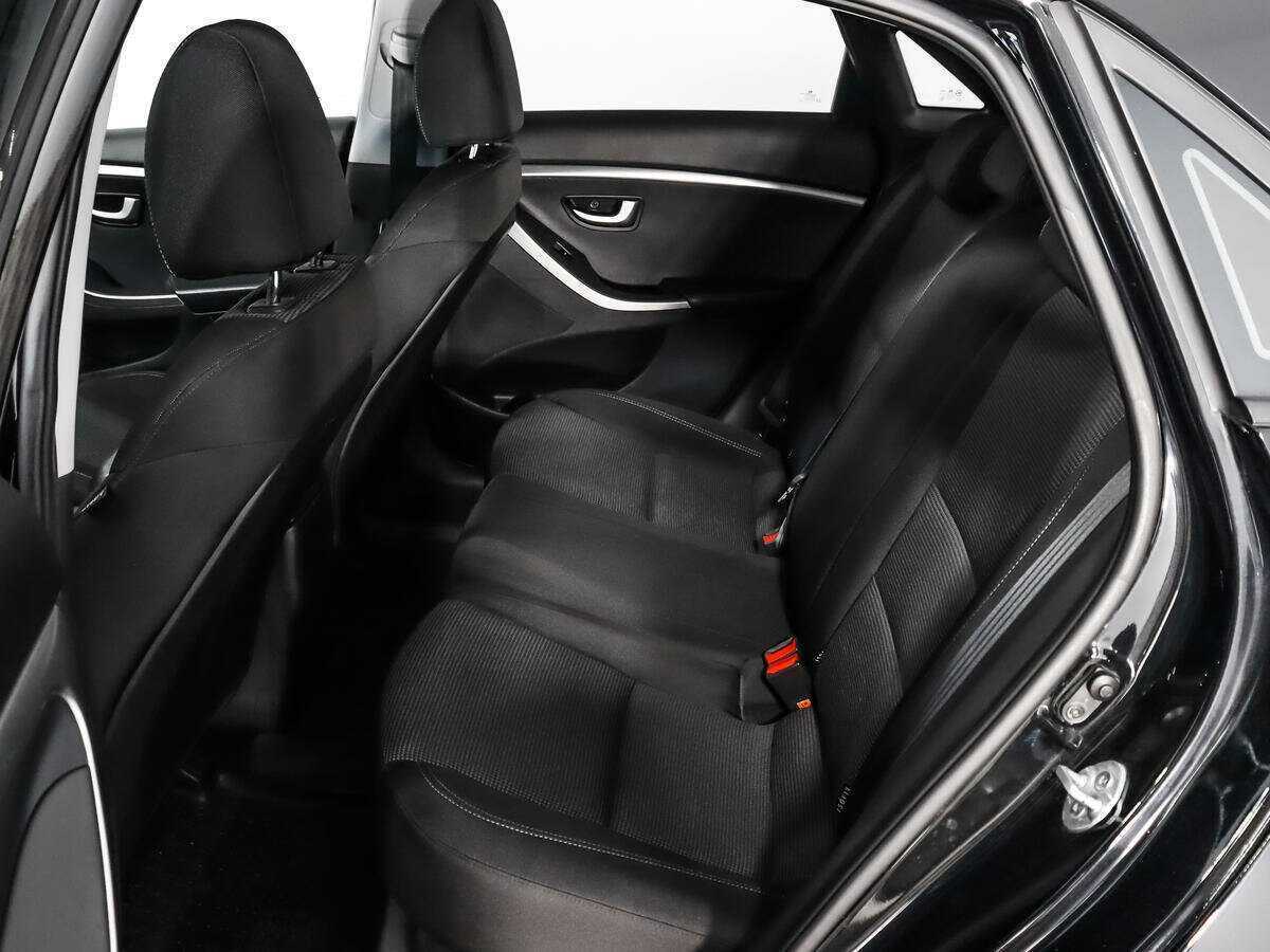 Б/У Хендай ай30 2013 года. Фото: #9