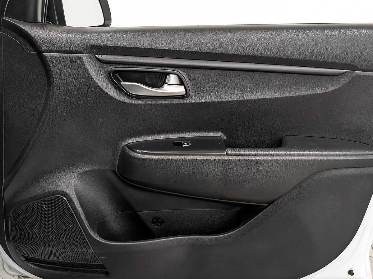 Б/У Киа Рио 2020 года. Фото: #22