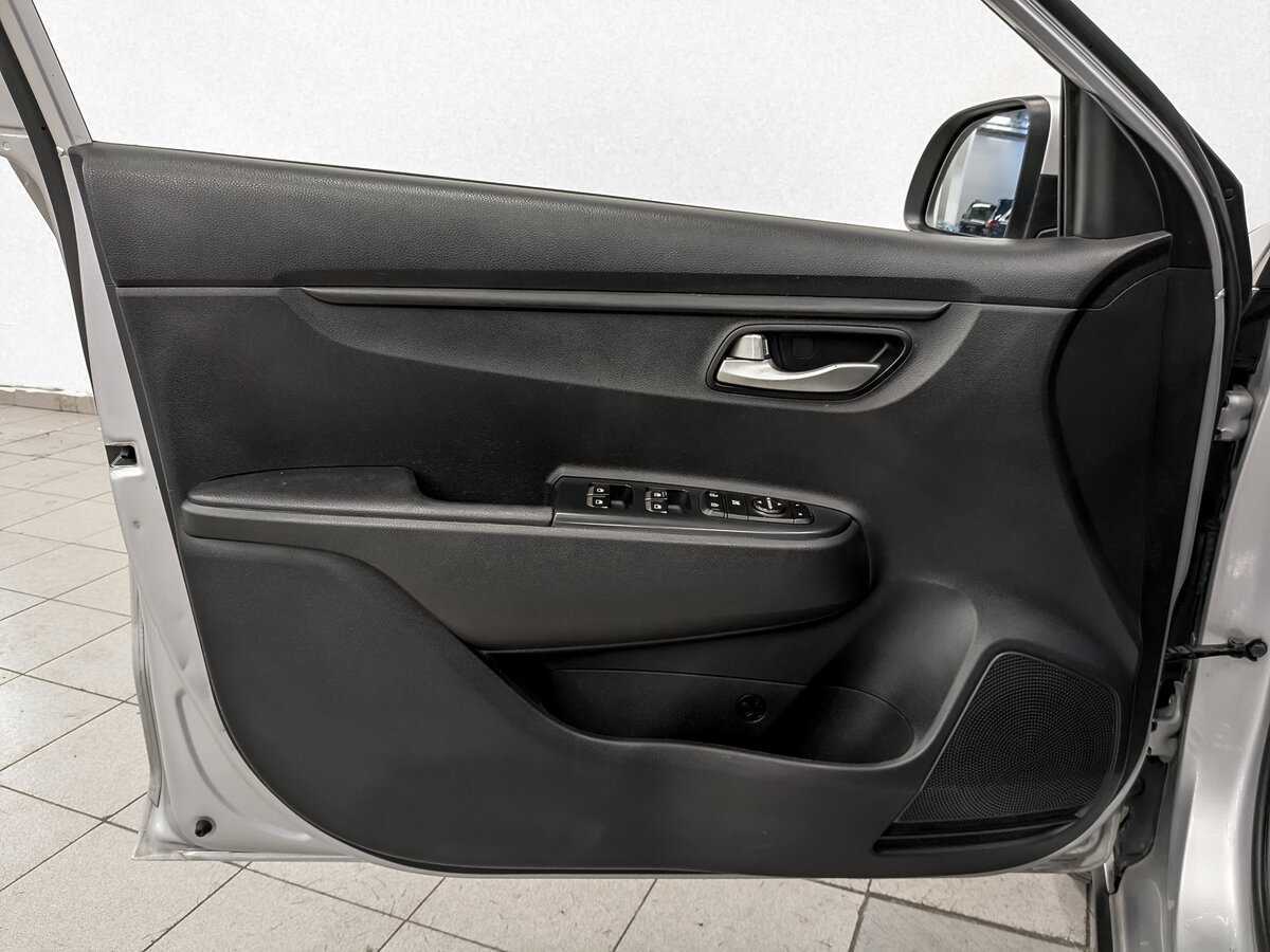 Б/У Киа Рио 2020 года. Фото: #18