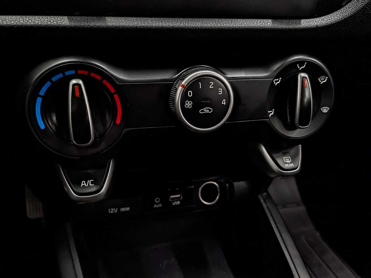 Б/У Киа Рио 2020 года. Фото: #17