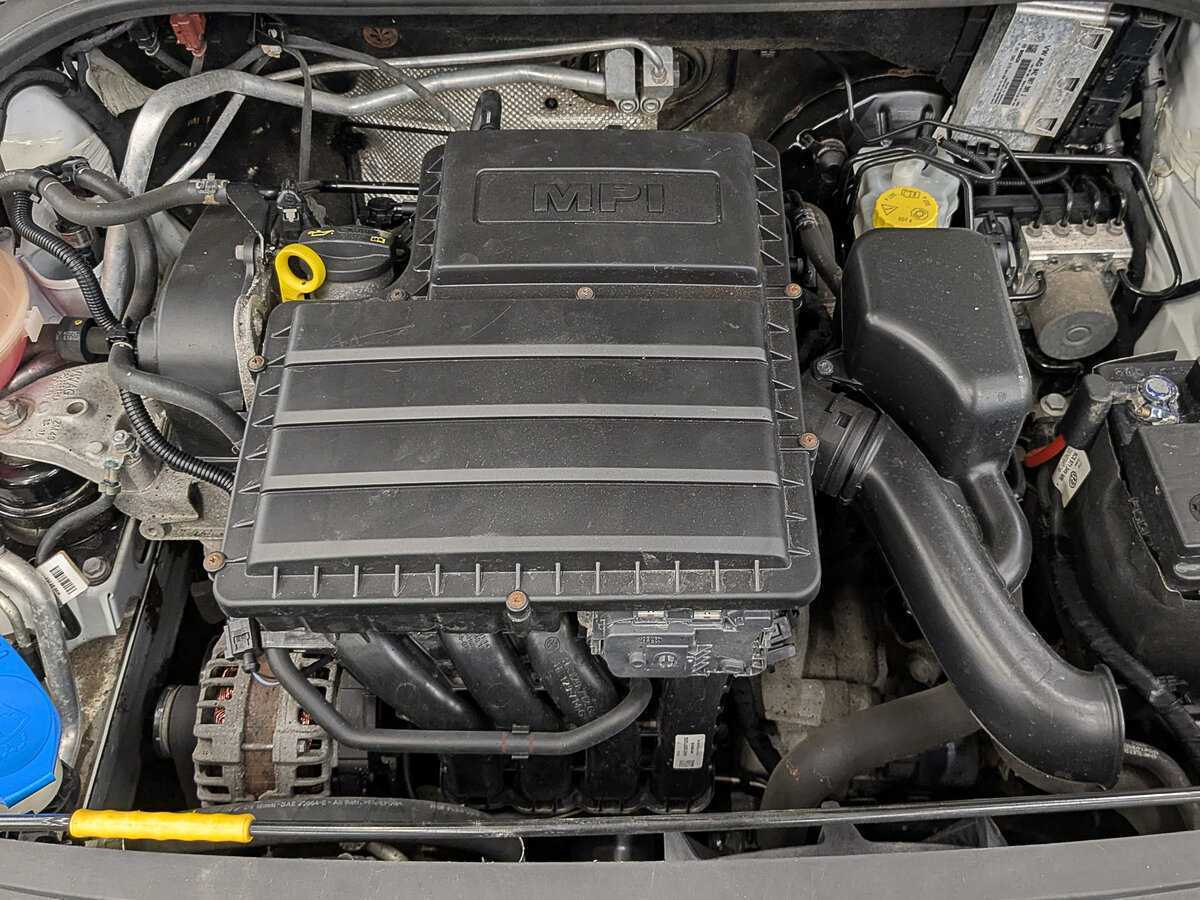 Б/У Шкода Рапид 2017 года. Фото: #8