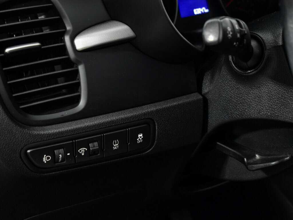 Б/У Киа Рио 2019 года. Фото: #9