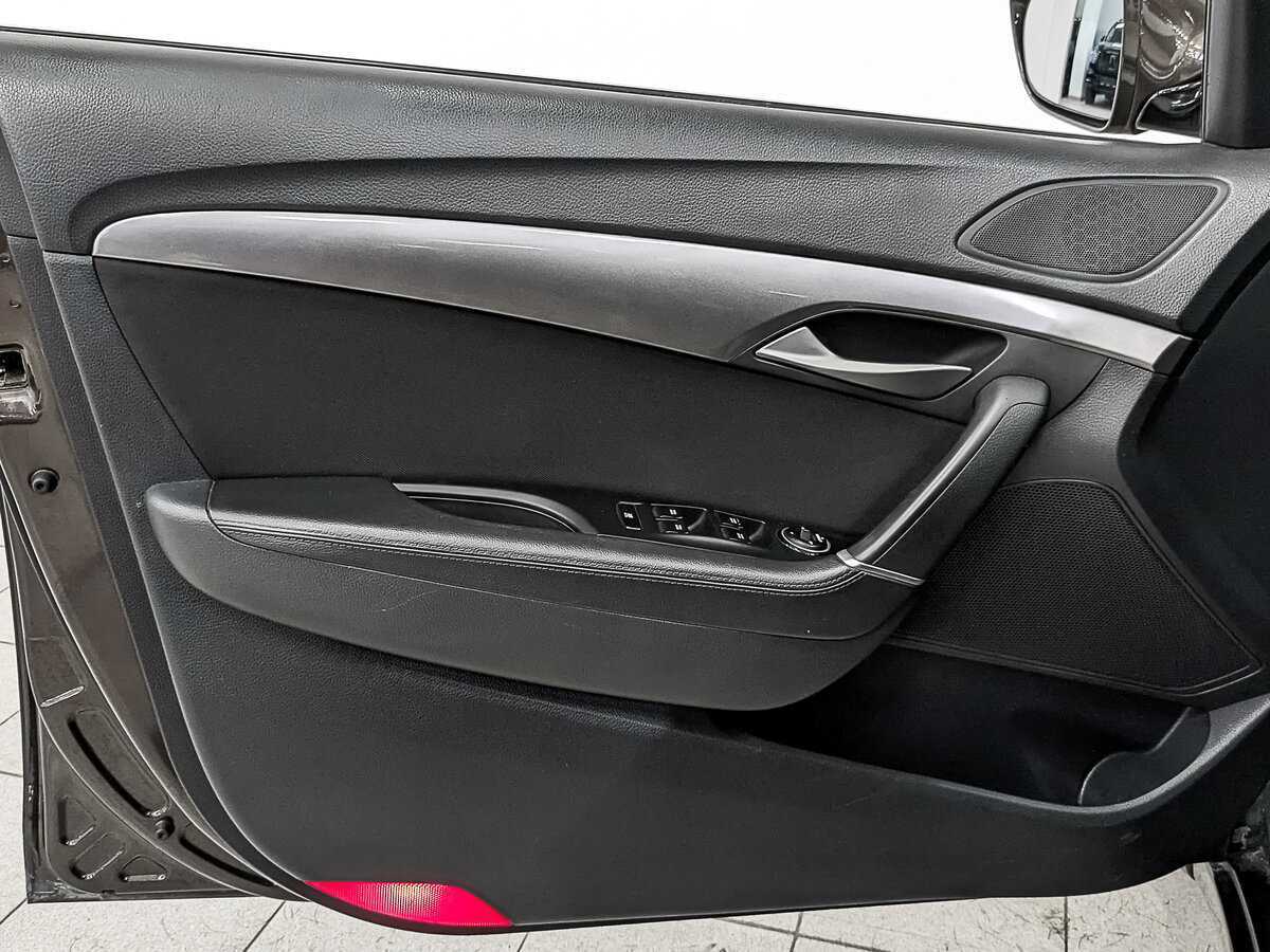 Б/У Хендай ай40 2015 года. Фото: #16