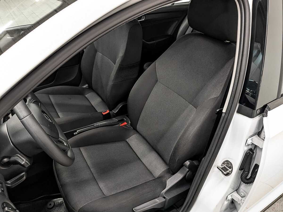 Б/У Шкода Рапид 2019 года. Фото: #17