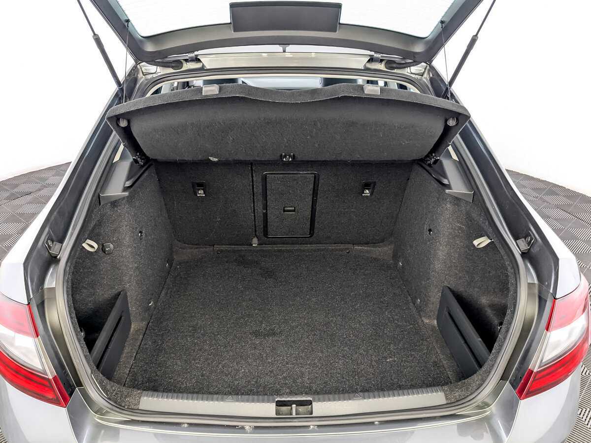 Б/У Шкода Октавия 2017 года. Фото: #9