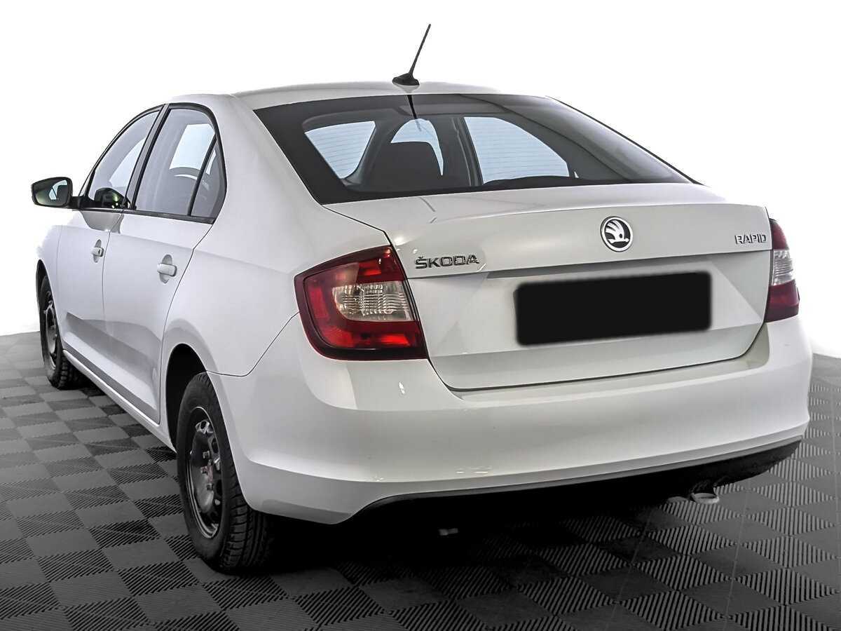 Б/У Шкода Рапид 2017 года. Фото: #6