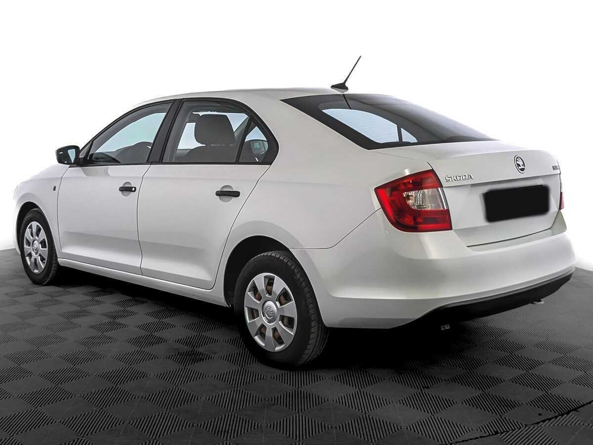 Б/У Шкода Рапид 2017 года. Фото: #6