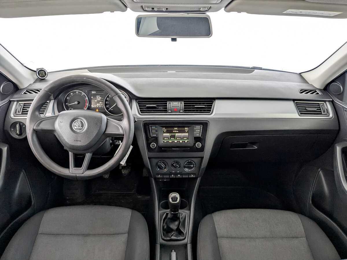 Б/У Шкода Рапид 2017 года. Фото: #13