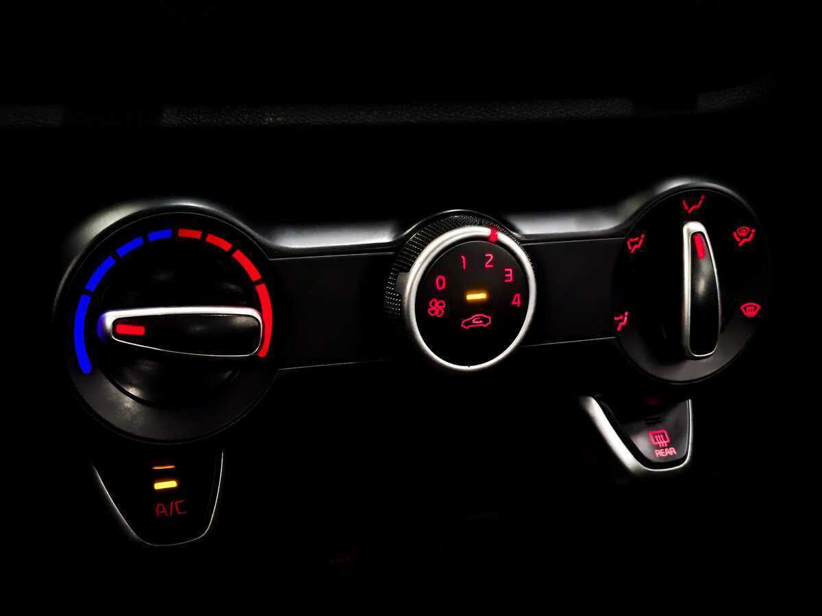 Б/У Киа Рио 2020 года. Фото: #22