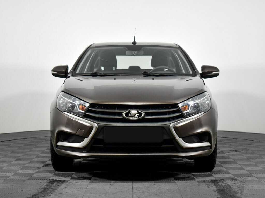 Б/У Лада (ВАЗ) Веста 2017 года. Фото: #1