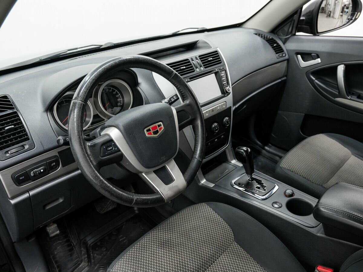 Б/У Джили Эмгранд Икс7 2015 года. Фото: #12