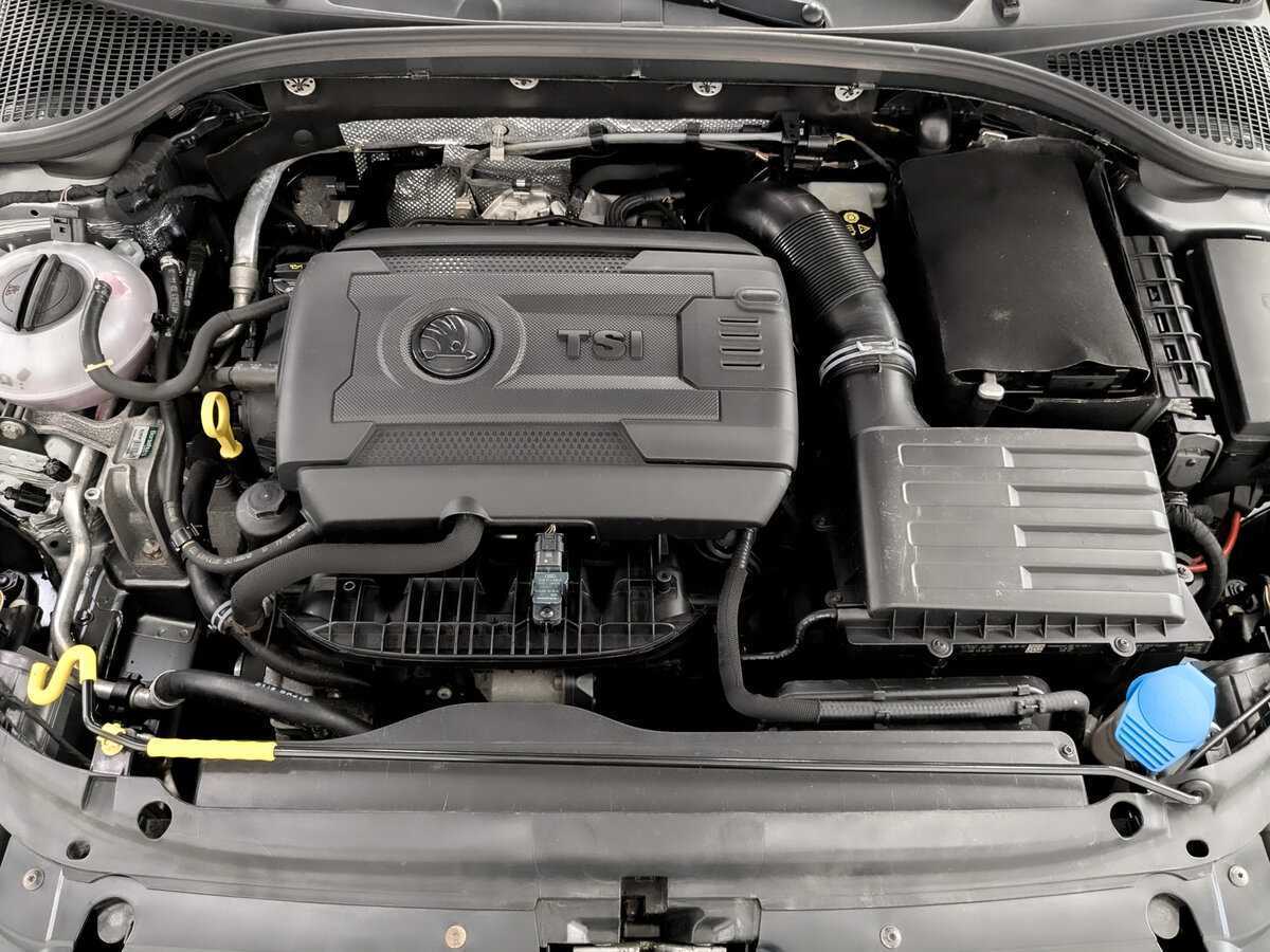 Б/У Шкода Октавия 2016 года. Фото: #8