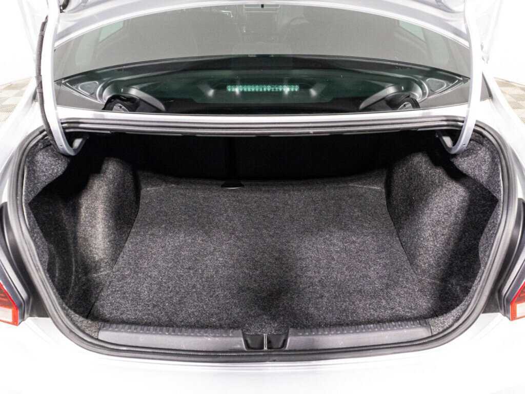 Б/У Фольксваген Поло 2018 года. Фото: #14