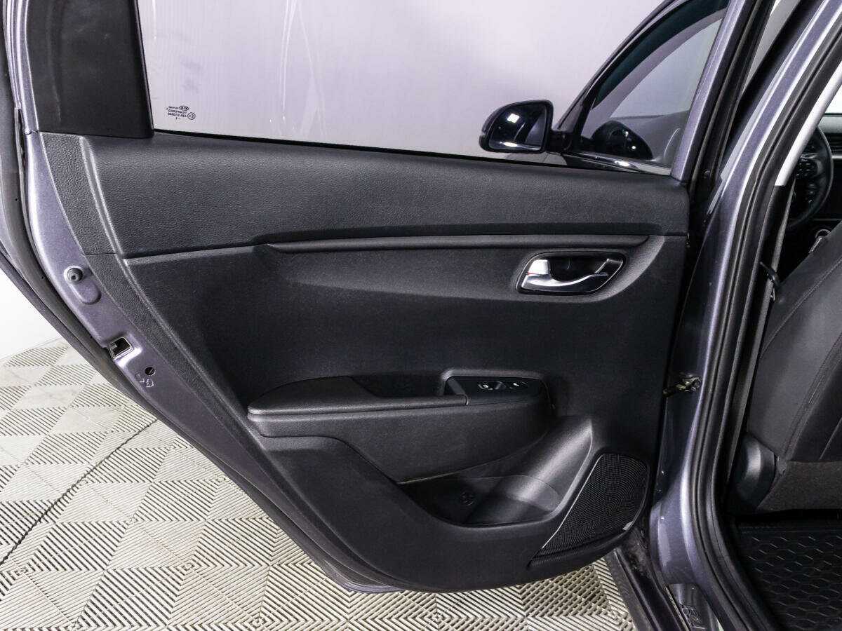 Б/У Киа Рио 2021 года. Фото: #24