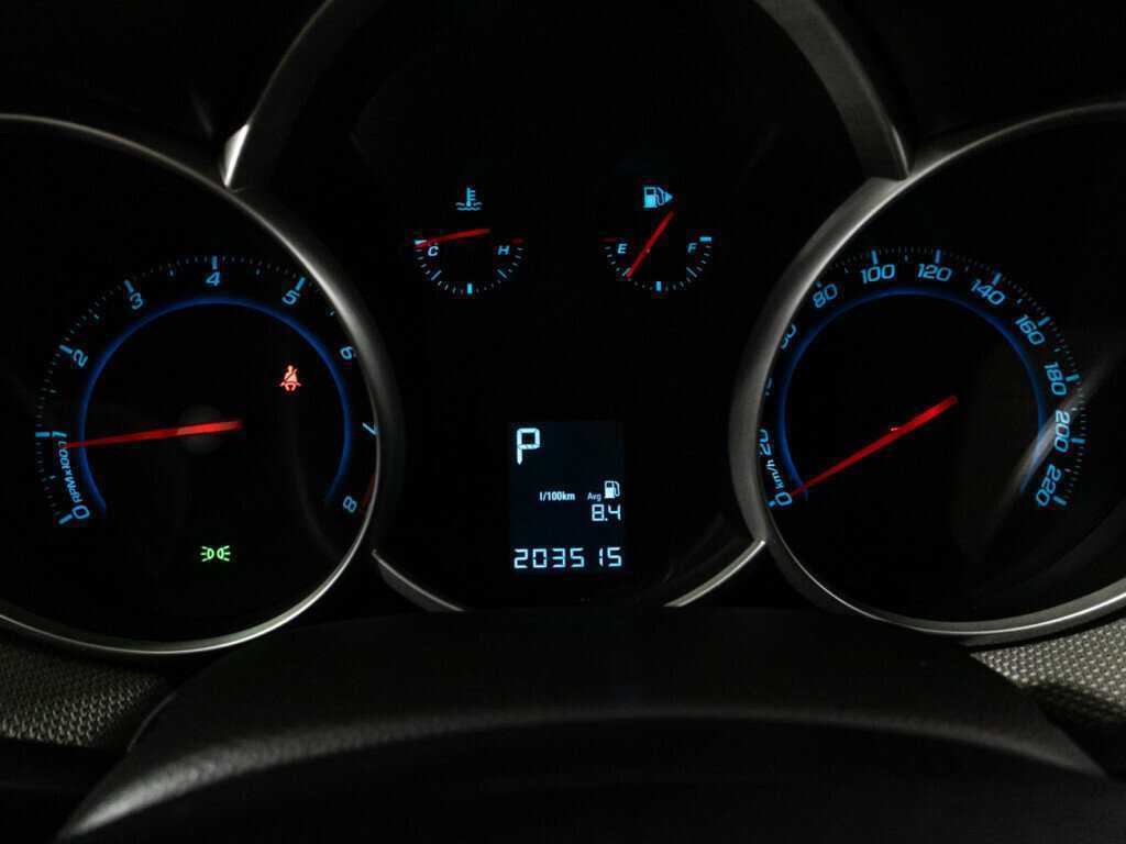 Б/У Шевроле Круз 2012 года. Фото: #11