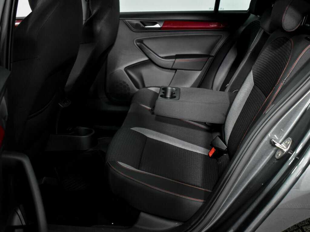 Б/У Фольксваген Поло 2021 года. Фото: #11