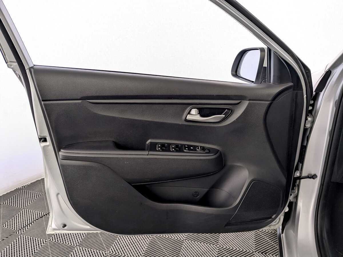 Б/У Киа Рио 2020 года. Фото: #18