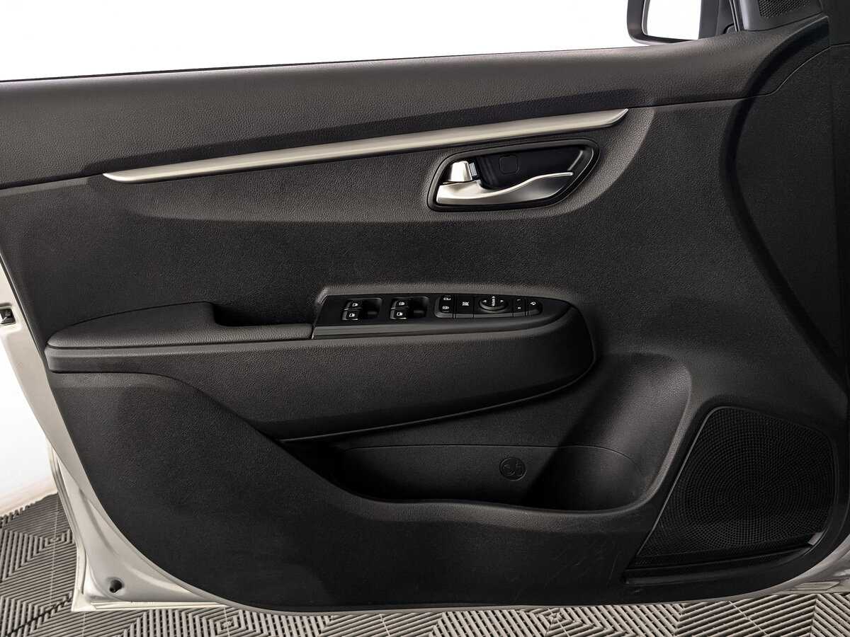 Б/У Киа Рио 2020 года. Фото: #18