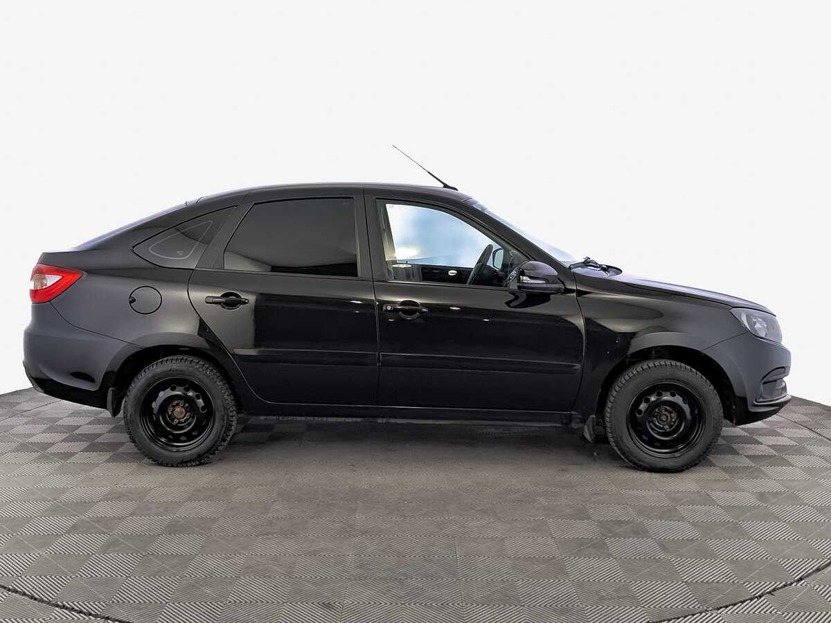 Б/У Лада (ВАЗ) Гранта 2022 года. Фото: #3