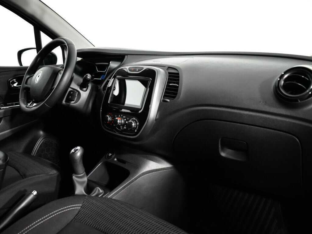 Б/У Рено Каптюр 2017 года. Фото: #8