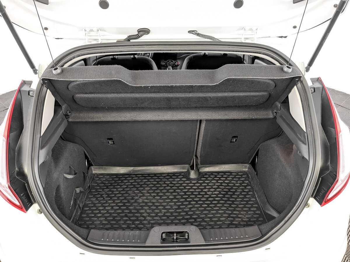 Б/У Форд Фиеста 2017 года. Фото: #9