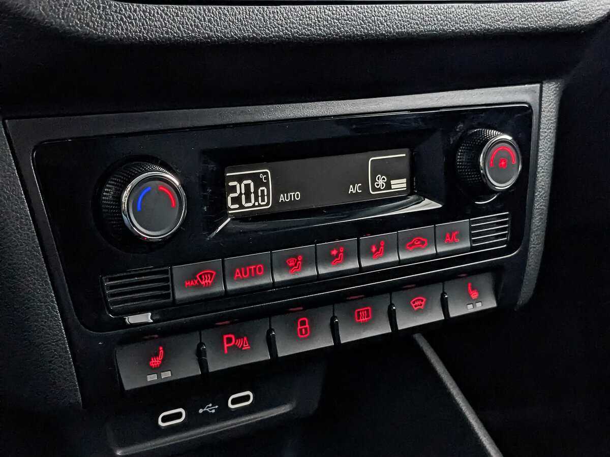 Б/У Фольксваген Поло 2021 года. Фото: #24