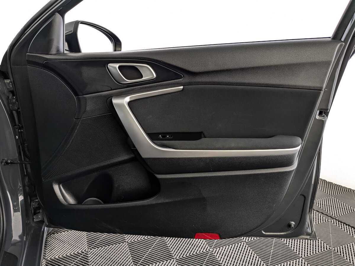 Б/У Киа Сид 2020 года. Фото: #24