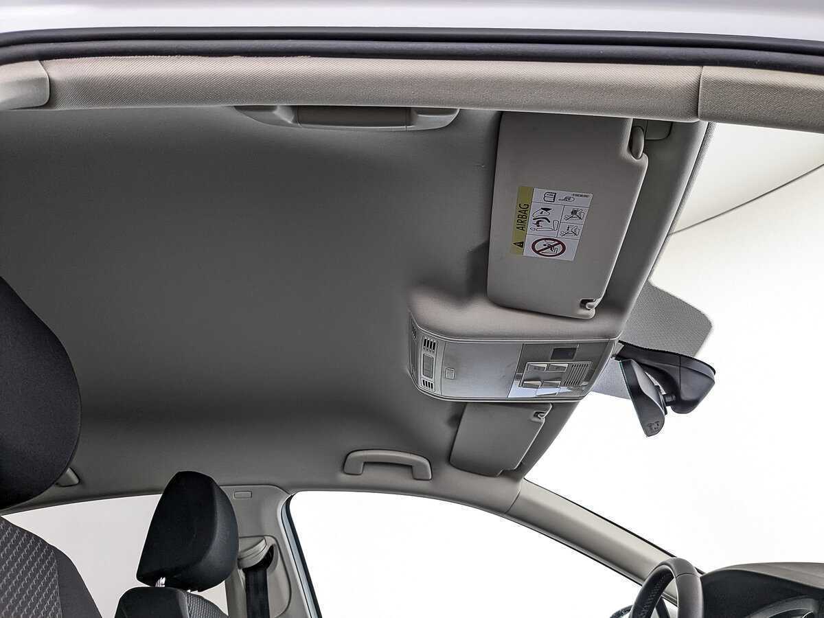 Б/У Фольксваген Пассат 2017 года. Фото: #22