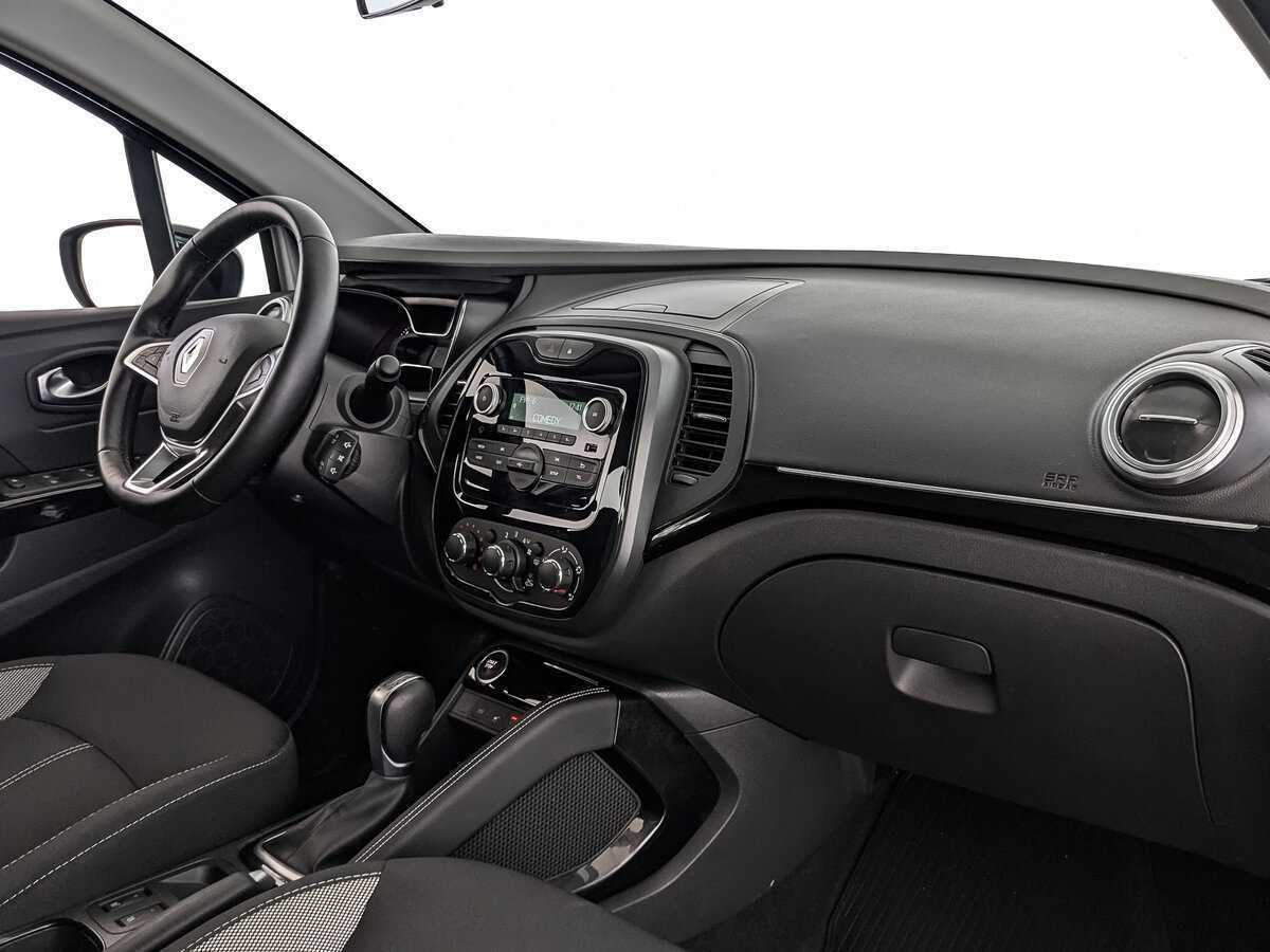 Б/У Рено Каптюр 2021 года. Фото: #12