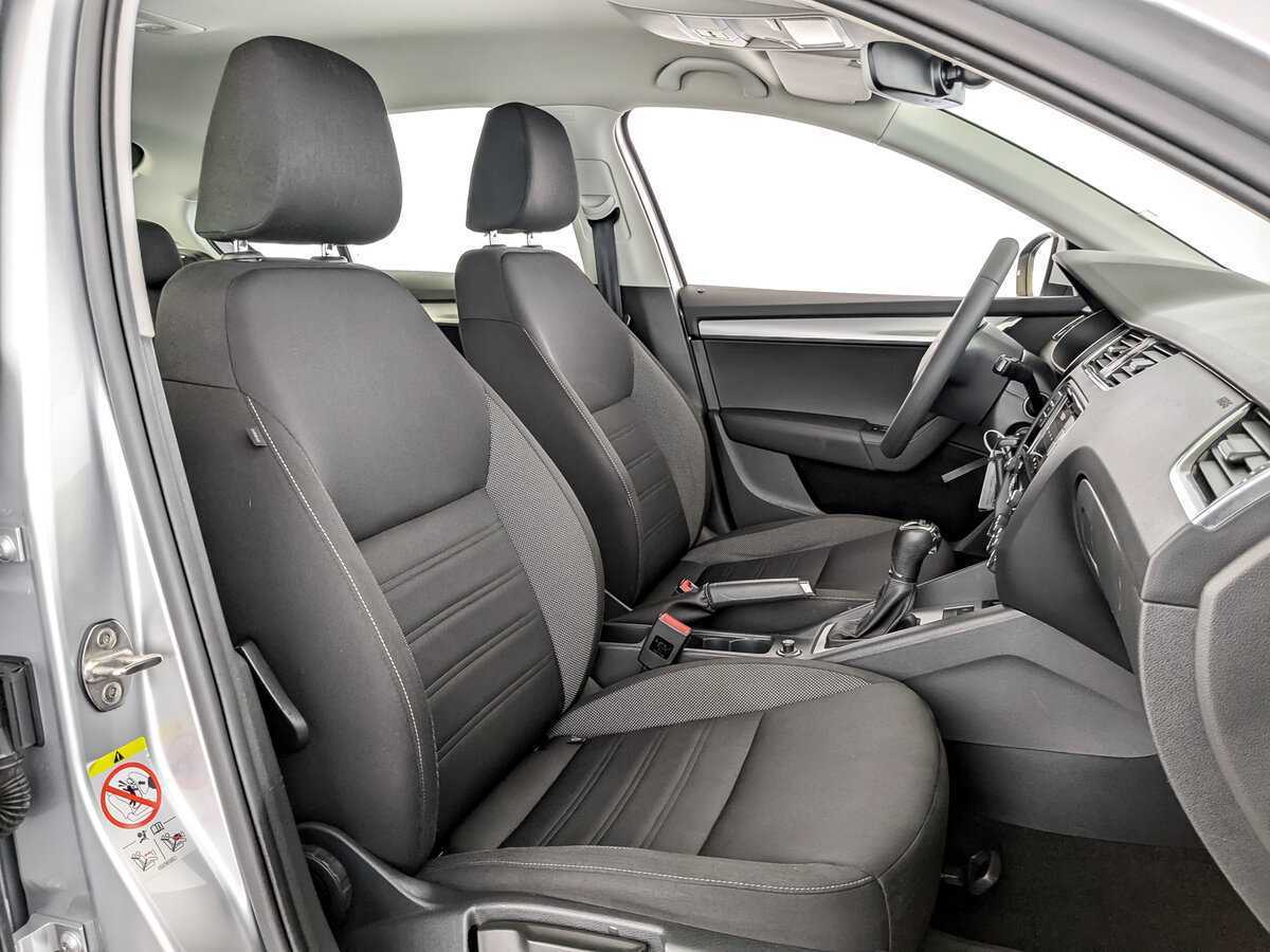 Б/У Шкода Октавия 2018 года. Фото: #22