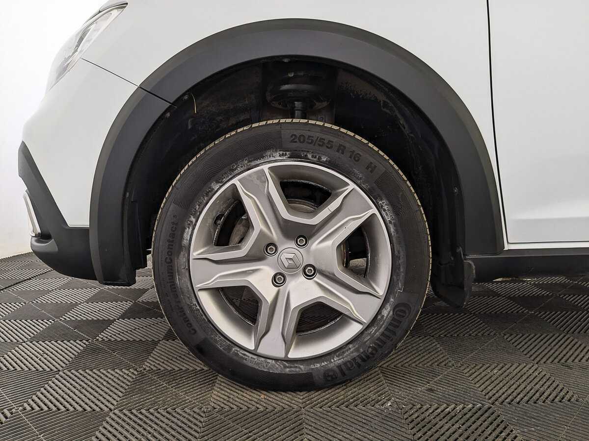 Б/У Рено Сандеро 2022 года. Фото: #16