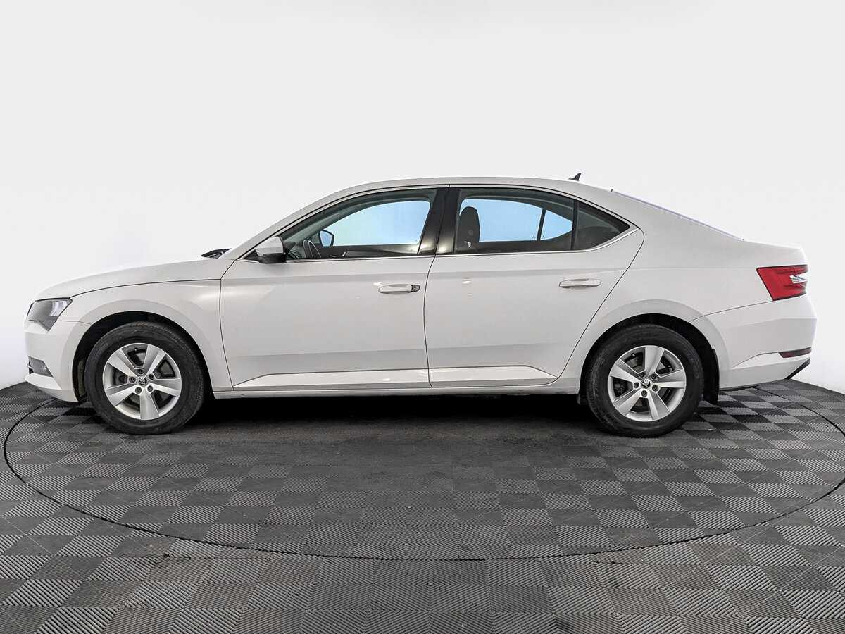 Б/У Шкода Суперб 2017 года. Фото: #7