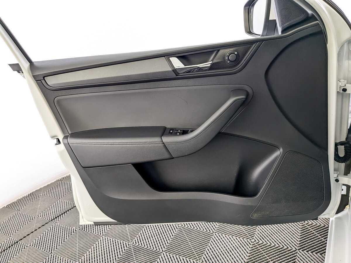 Б/У Шкода Рапид 2020 года. Фото: #18