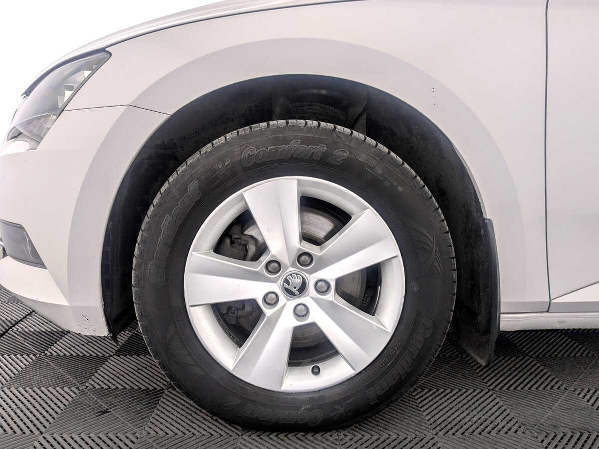 Б/У Шкода Суперб 2017 года. Фото: #17