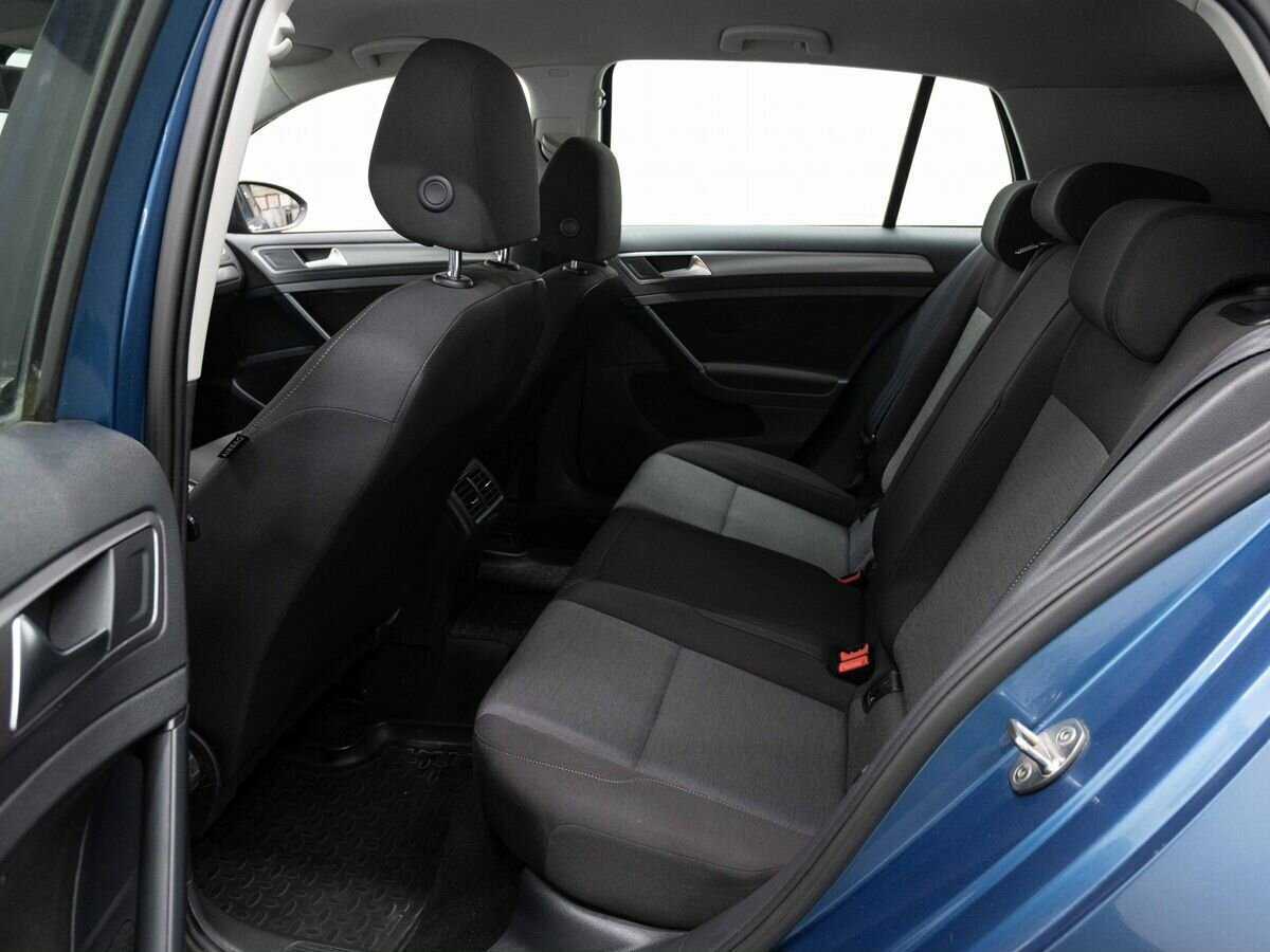 Б/У Фольксваген Гольф 2013 года. Фото: #8