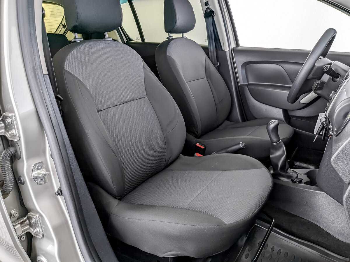 Б/У Рено Сандеро 2018 года. Фото: #22