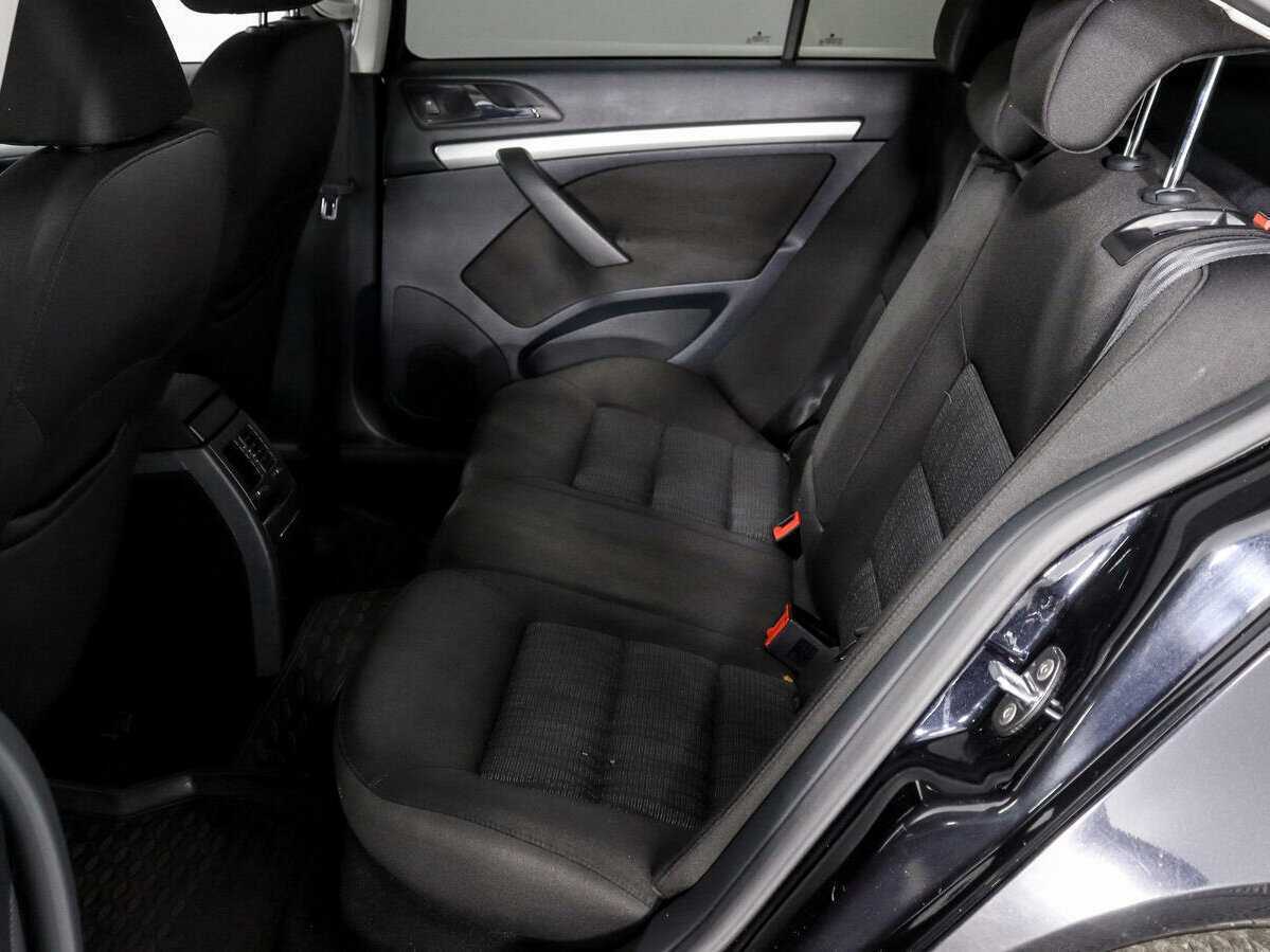 Б/У Шкода Октавия 2013 года. Фото: #10